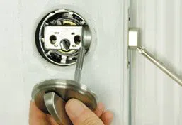 Amber Locksmith Store New York, NY 212-457-2524 - Lock-replace